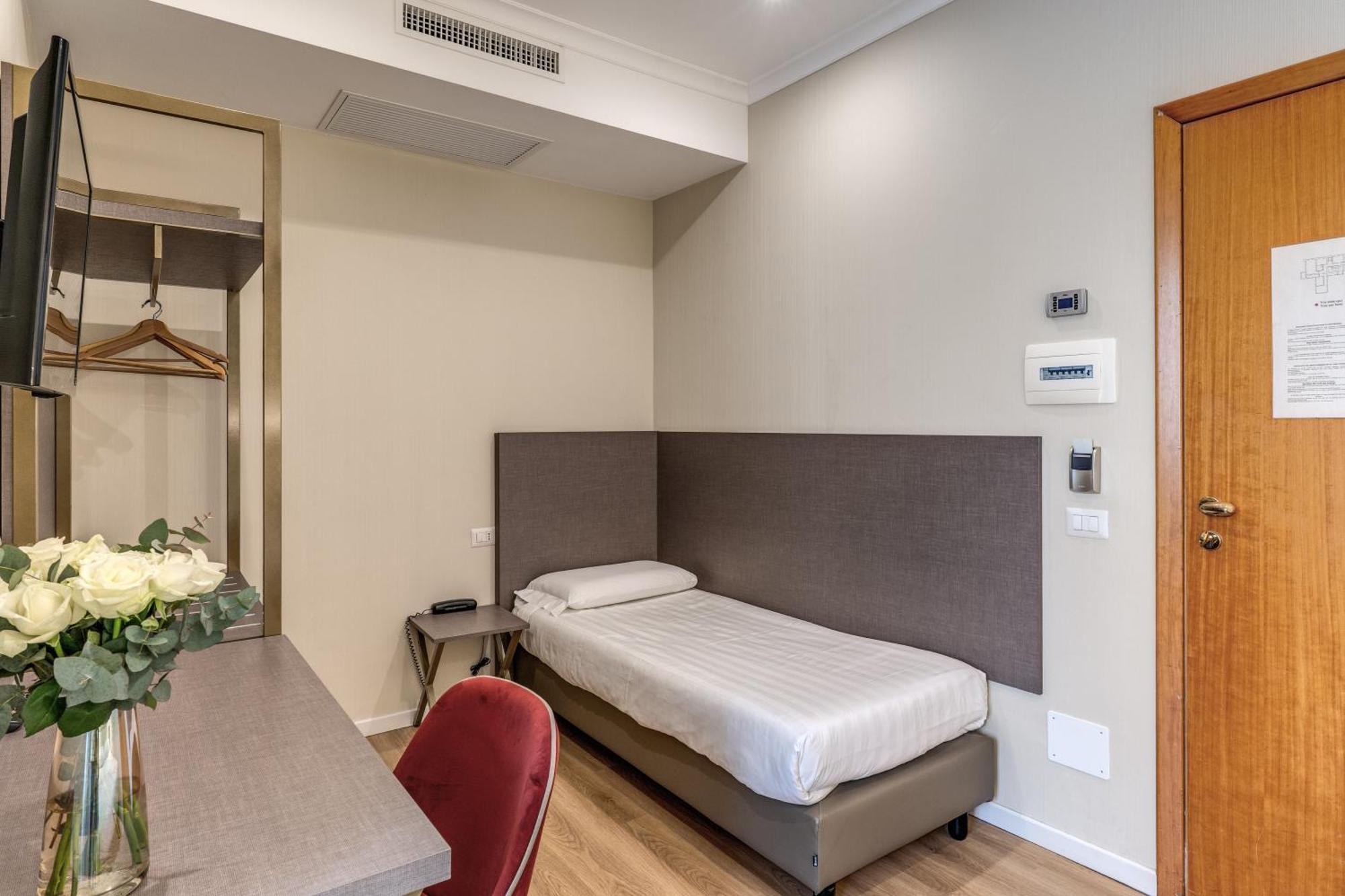 Flower Garden Hotel Rom